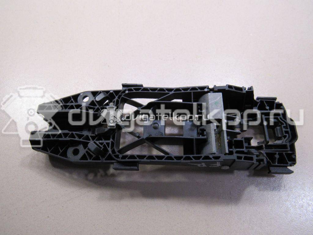 Фото Кронштейн ручки  5N0839885H для seat Alhambra {forloop.counter}}