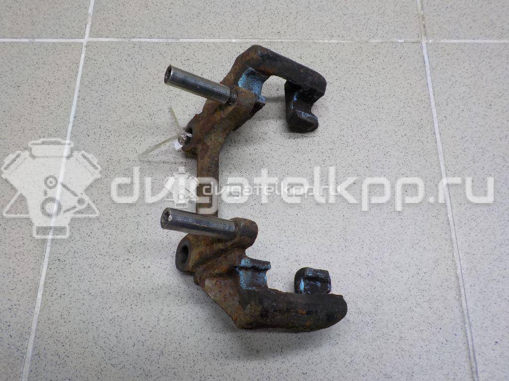 Фото Скоба суппорта переднего  3b0615125 для Skoda Octavia / Superb {forloop.counter}}