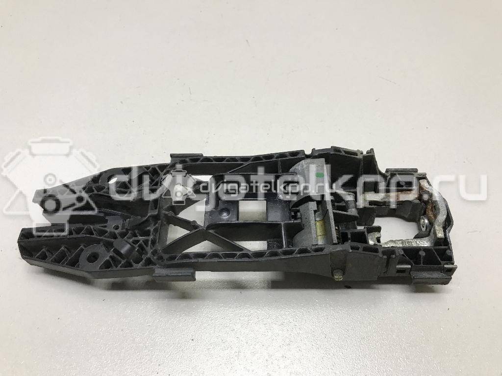 Фото Кронштейн ручки  5N0837885H для skoda Superb {forloop.counter}}