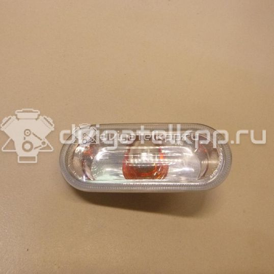 Фото Повторитель на крыло  7H0949117A для Volkswagen Up 121, 122, Bl1, Bl2 / Amarok S1B / Bora / Multivan / Sharan