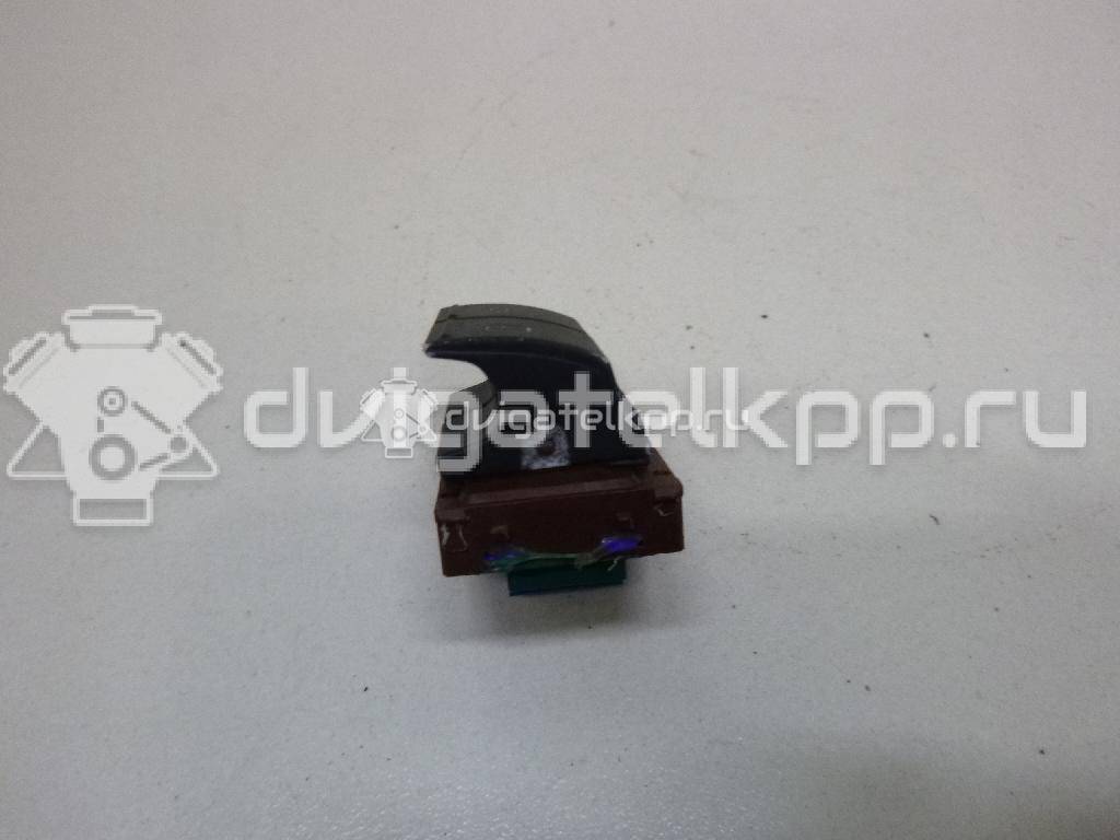 Фото Кнопка открывания багажника  3C0959903 для Volkswagen Passat / Cc / Eos 1F7, 1F8 {forloop.counter}}