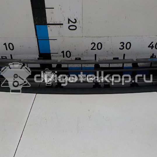 Фото Решетка в бампер центральная  1J0853677DB41 для Volkswagen Golf