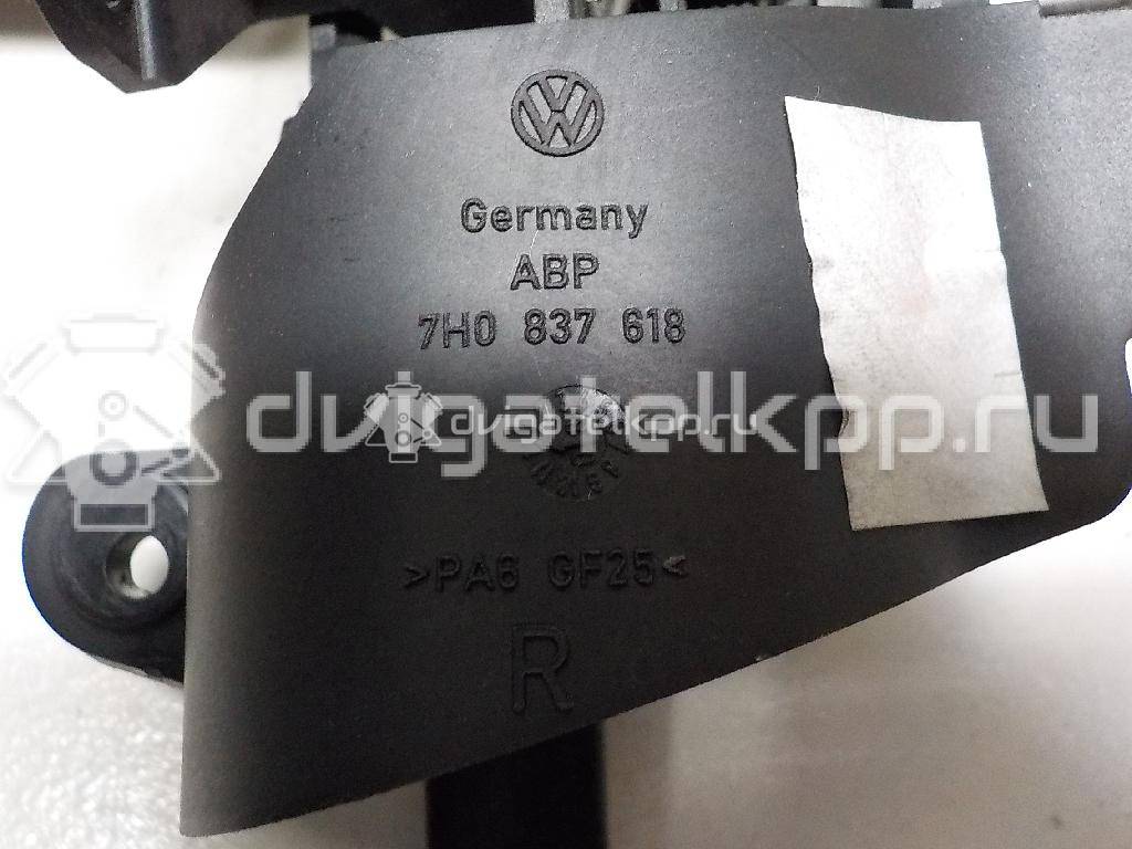 Фото Ручка двери передней внутренняя правая  7H08371149B9 для Volkswagen Transporter / Multivan {forloop.counter}}
