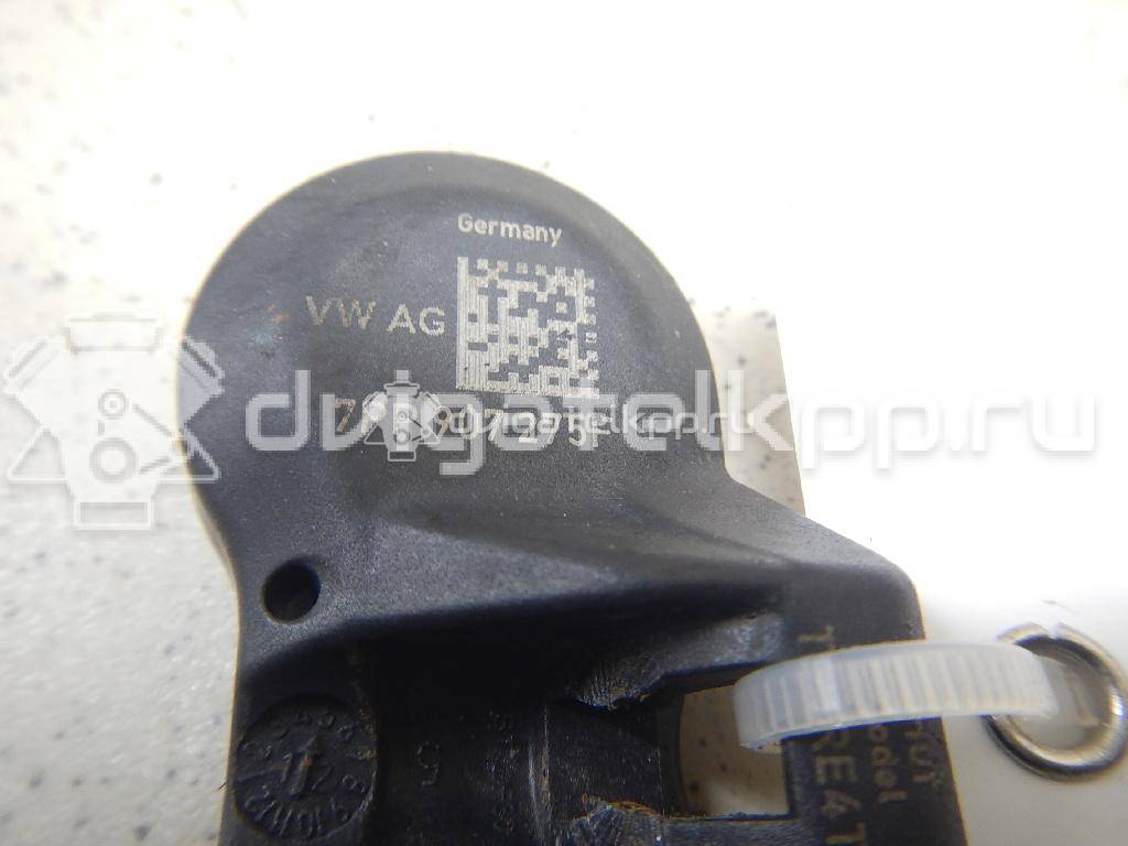 Фото Датчик давления в шине  7PP907275F для Volkswagen Scirocco / Tiguan / Touran / Up 121, 122, Bl1, Bl2 / Xl1 {forloop.counter}}