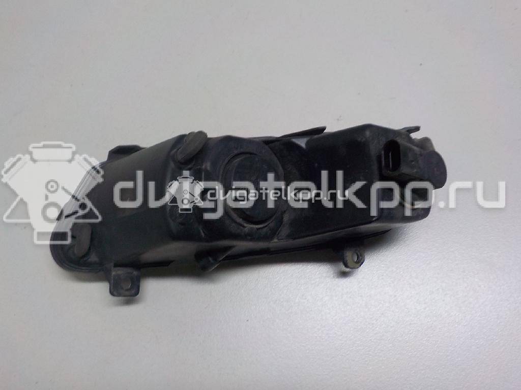 Фото Фара противотуманная правая  6R0941062D для Volkswagen Polo / Jetta {forloop.counter}}