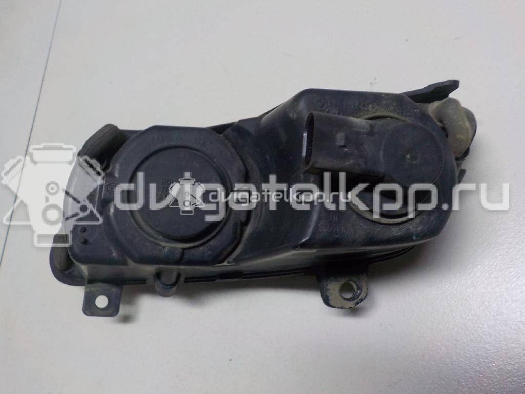 Фото Фара противотуманная правая  6R0941062D для Volkswagen Polo / Jetta {forloop.counter}}