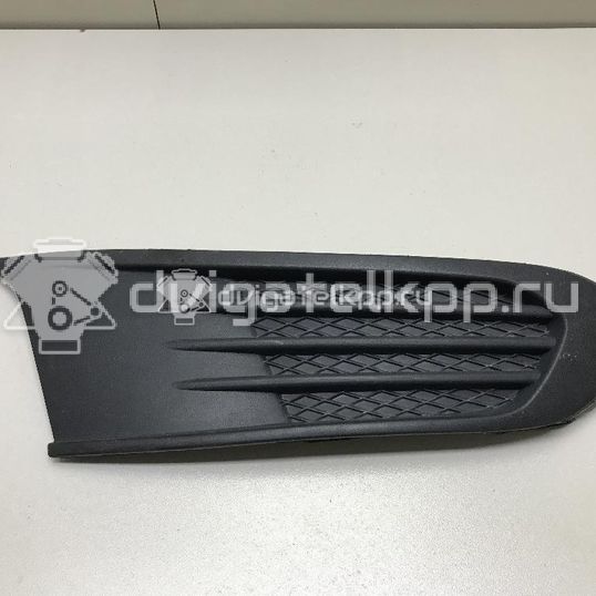 Фото Решетка в бампер правая  6RU853666C для Volkswagen Polo / Jetta