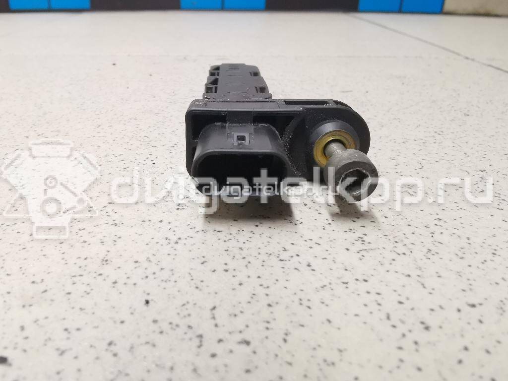 Фото Датчик положения коленвала  13627805188 для toyota RAV 4 {forloop.counter}}