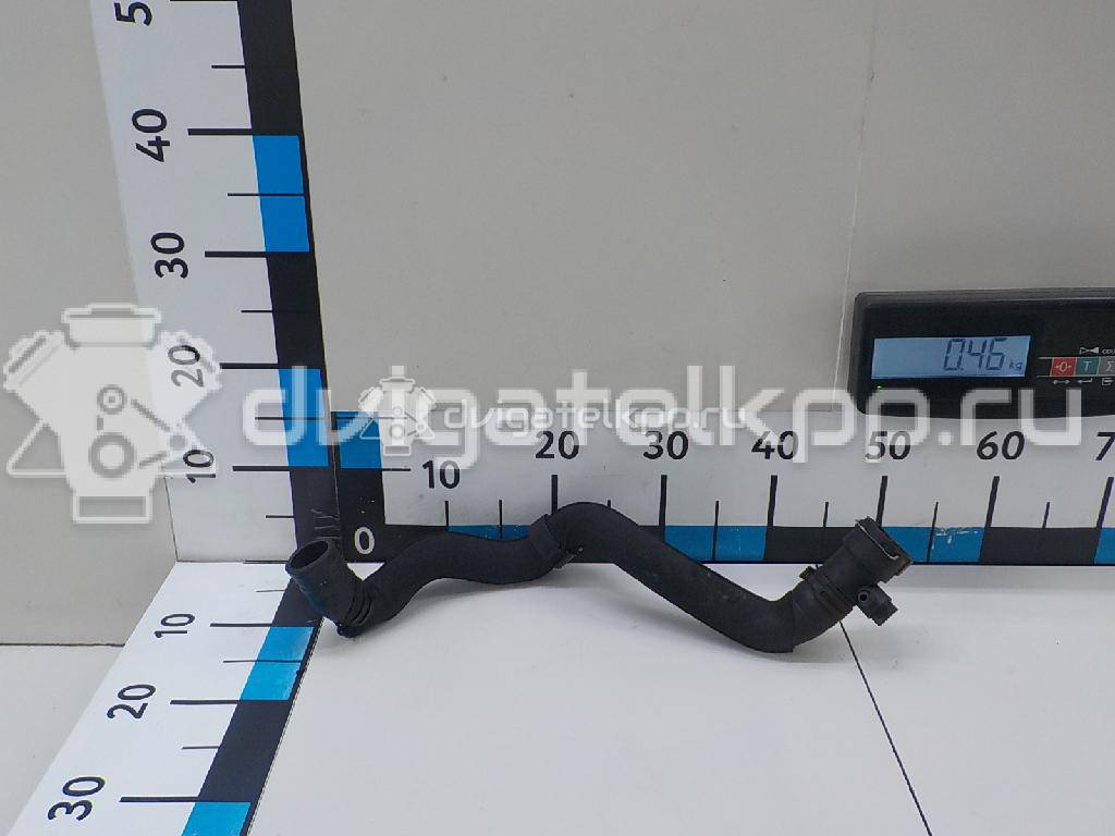Фото Шланг системы охлаждения  8K0121055L для Audi A5 / A4 {forloop.counter}}