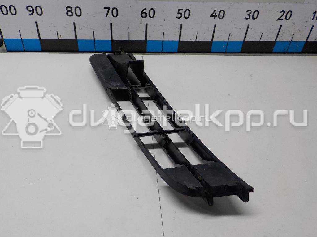 Фото Решетка в бампер правая  4L080768201C для Audi Q7 {forloop.counter}}