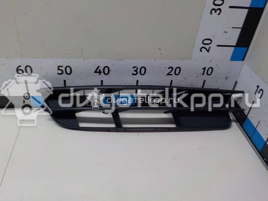 Фото Решетка в бампер правая  4L080768201C для Audi Q7 {forloop.counter}}