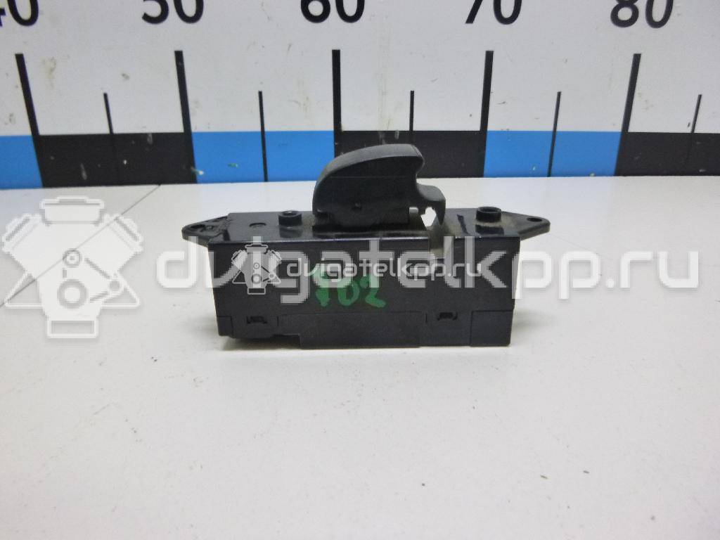 Фото Кнопка стеклоподъемника  8608A100 для mitsubishi Lancer (CS/Classic) {forloop.counter}}