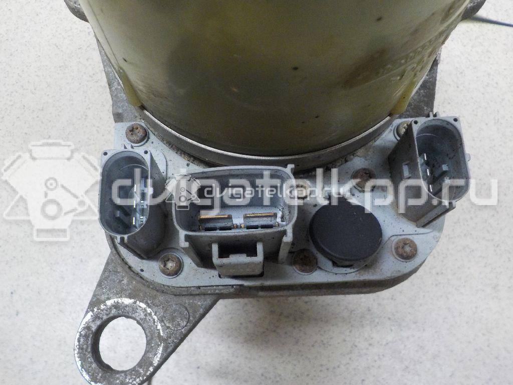 Фото Насос гидроусилителя  1743471 для Ford Fiesta / Focus / Kuga / C-Max {forloop.counter}}