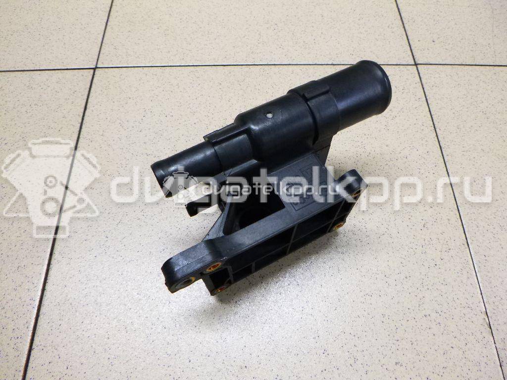 Фото Фланец двигателя системы охлаждения  1450955 для Ford Fiesta / Focus / Tourneo / C-Max / Galaxy {forloop.counter}}