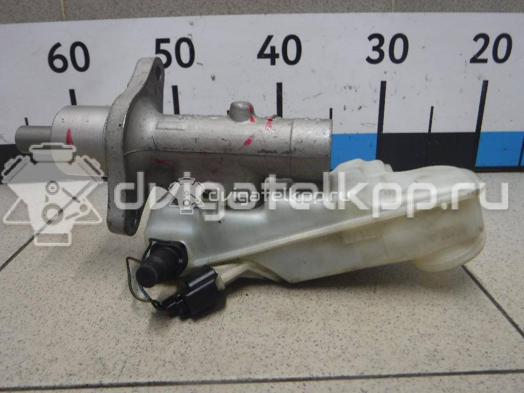 Фото Цилиндр тормозной главный  1547478 для Ford Focus / Kuga / C-Max {forloop.counter}}