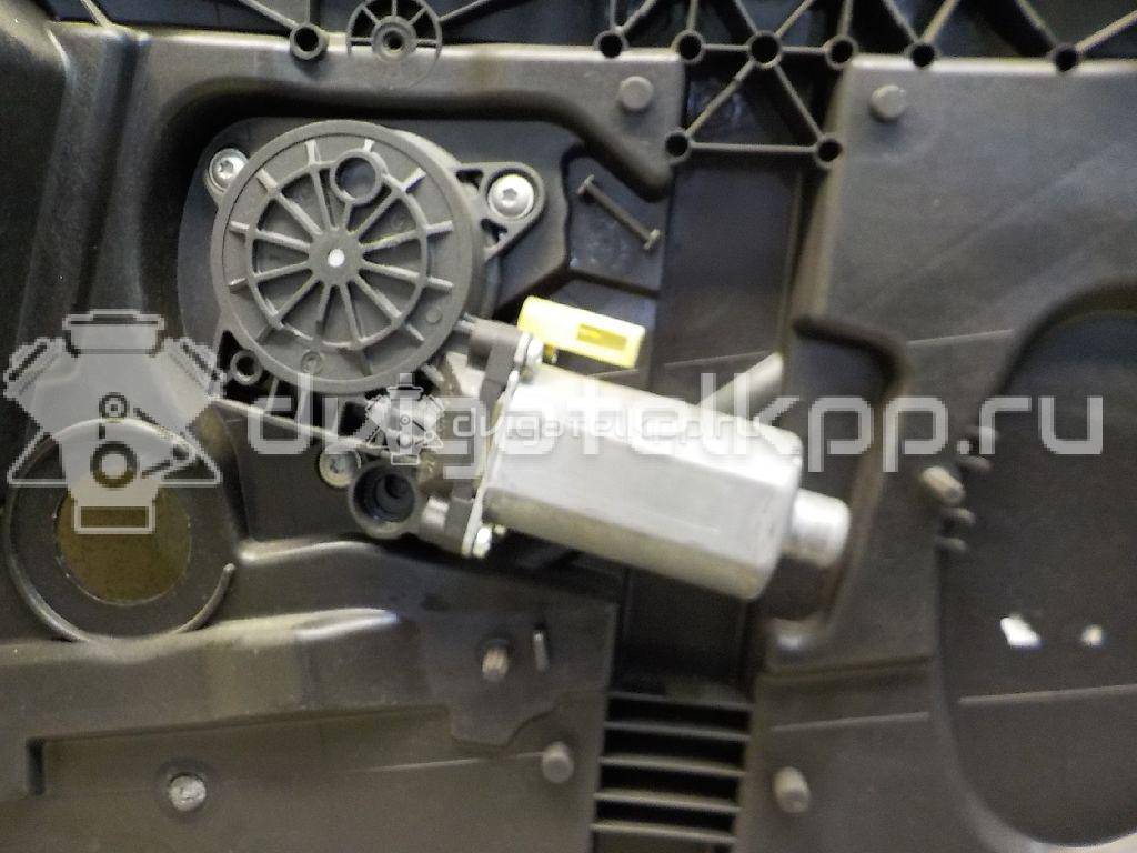 Фото Стеклоподъемник электр. передний правый  1546517 для Ford Fiesta / Fusion Ju {forloop.counter}}