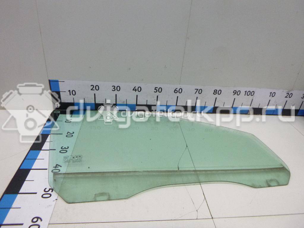 Фото Стекло двери передней правой  1342622 для Ford Focus {forloop.counter}}