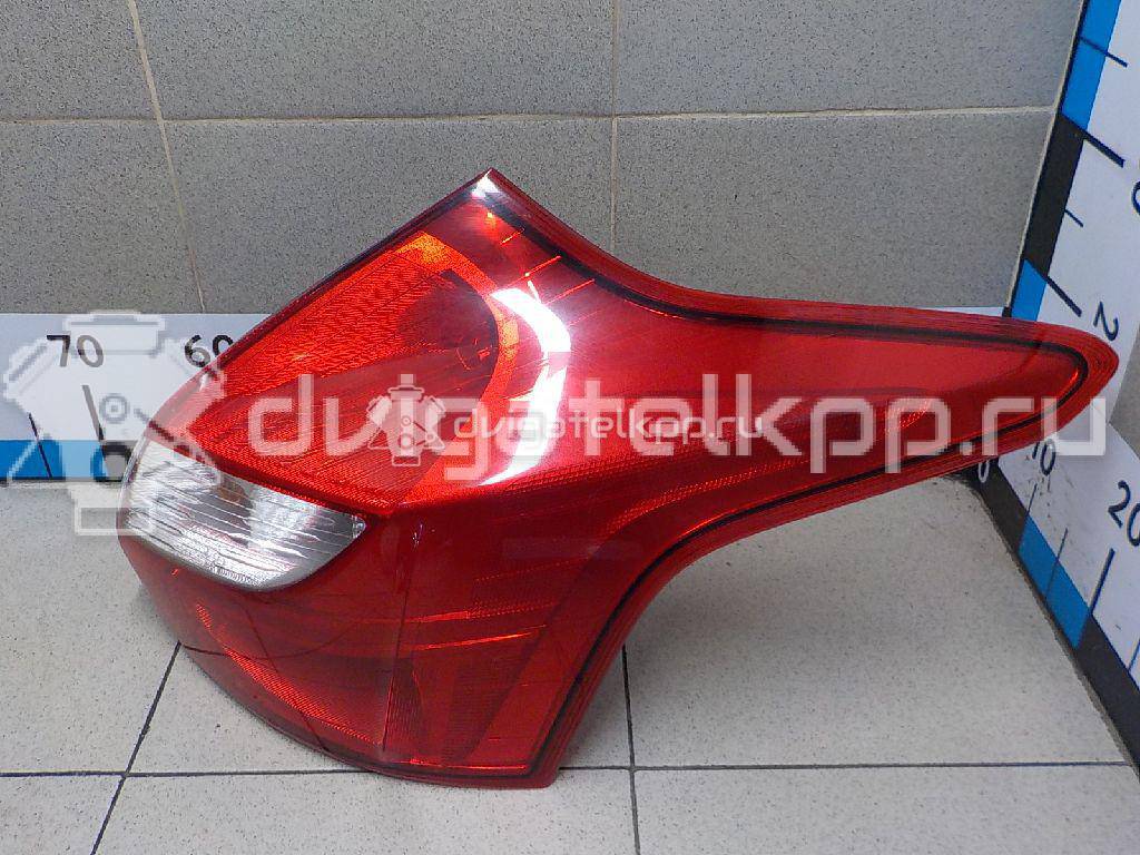 Фото Фонарь задний правый  1825318 для Ford Focus {forloop.counter}}