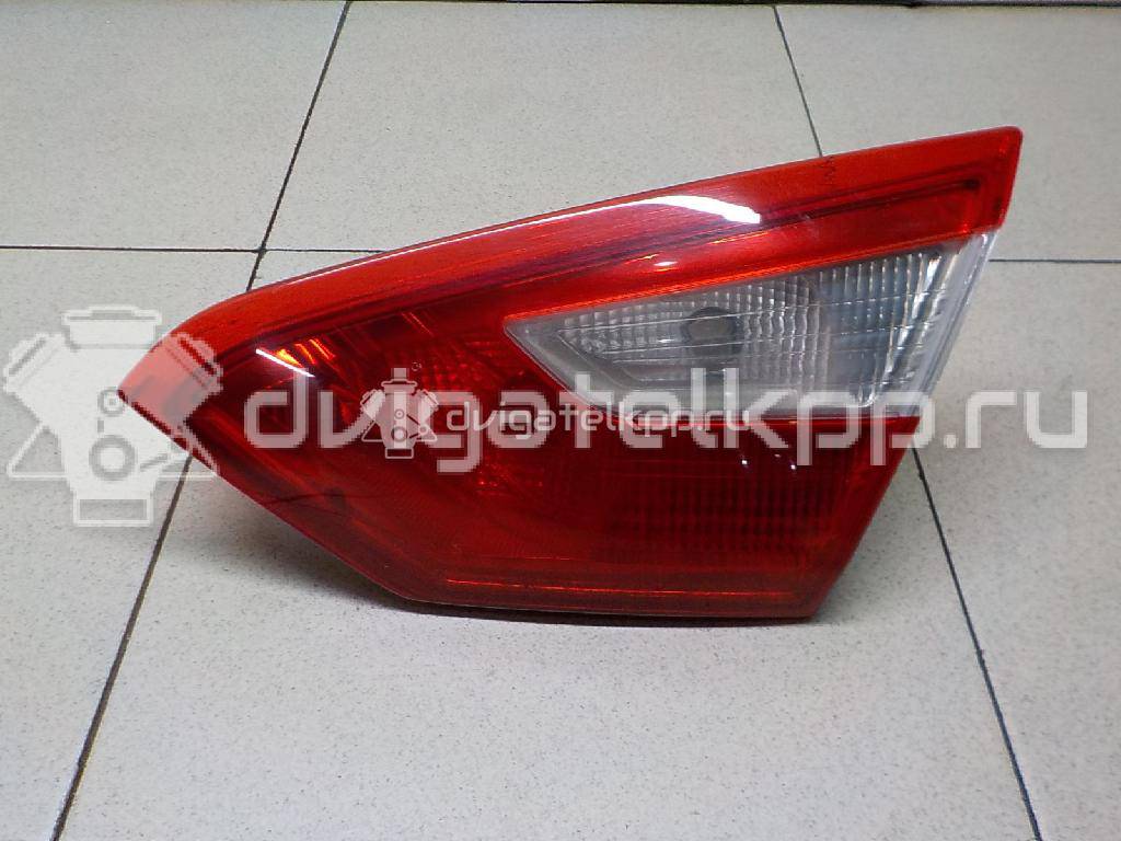 Фото Фонарь задний внутренний правый  1769301 для Ford Focus {forloop.counter}}