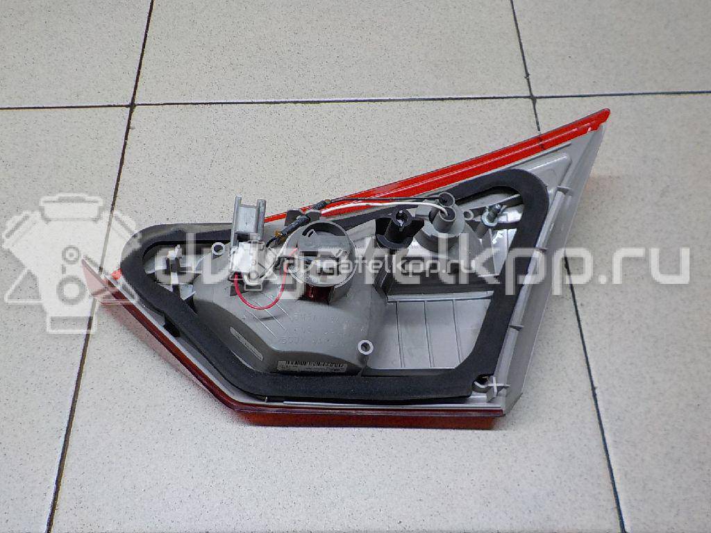 Фото Фонарь задний внутренний левый  1769302 для Ford Focus {forloop.counter}}