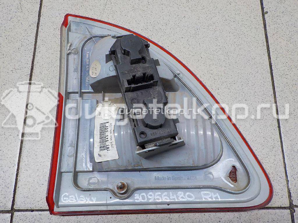 Фото Фонарь задний внутренний правый  1108923 для Ford Galaxy {forloop.counter}}