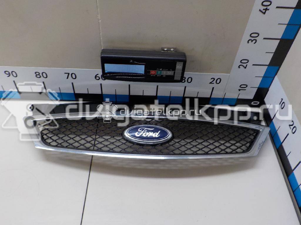 Фото Решетка радиатора  1384276 для Ford Mondeo {forloop.counter}}
