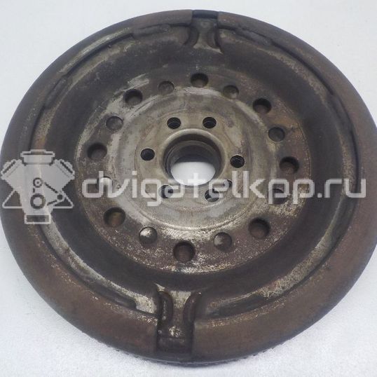 Фото Маховик  038105266B для skoda Fabia