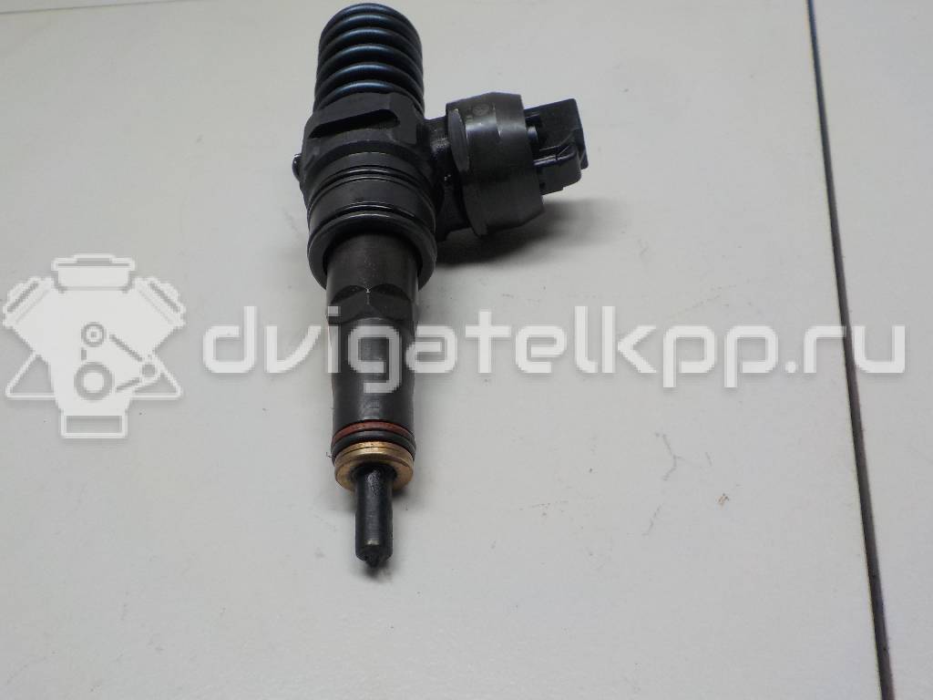 Фото Форсунка дизельная электрическая  038130073AG для Skoda Octavia / Octaviaii 1Z3 / Superb {forloop.counter}}