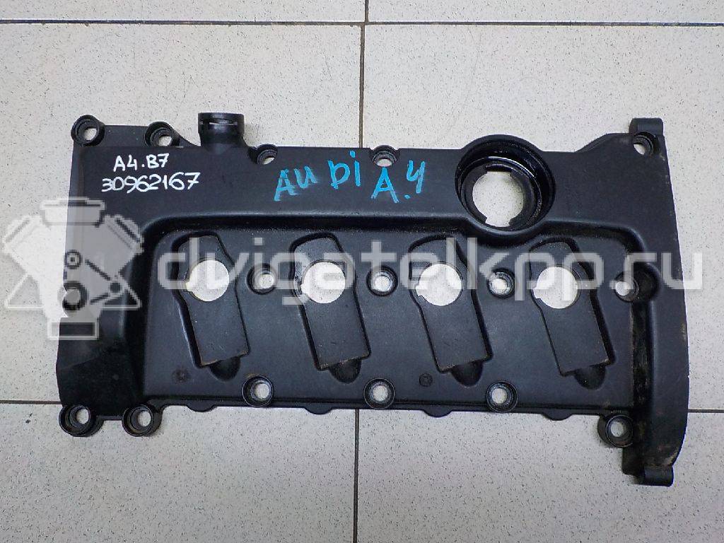 Фото Крышка головки блока (клапанная)  06B103469AR для Audi A4 / A6 {forloop.counter}}