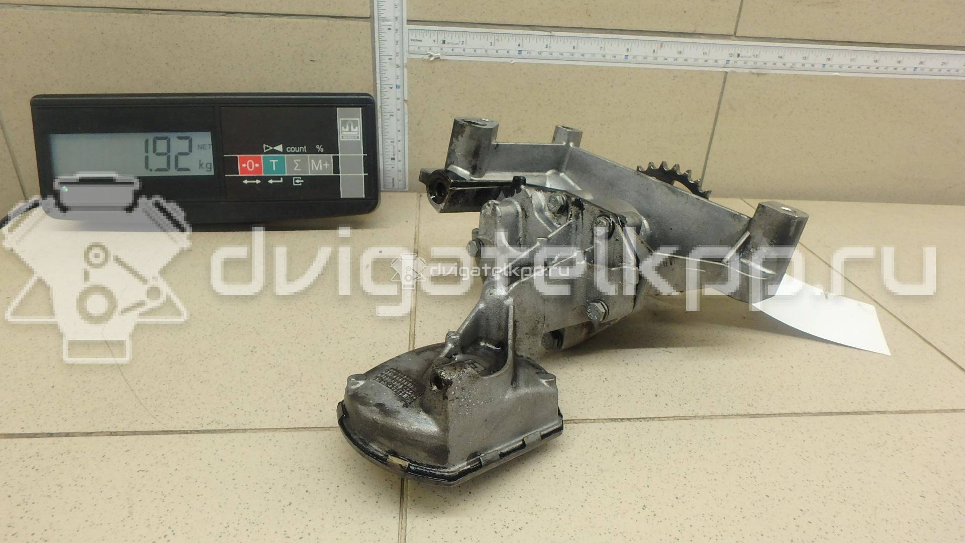 Фото Насос масляный  1313818 для Ford Focus / C-Max / Galaxy / Kuga / S-Max {forloop.counter}}