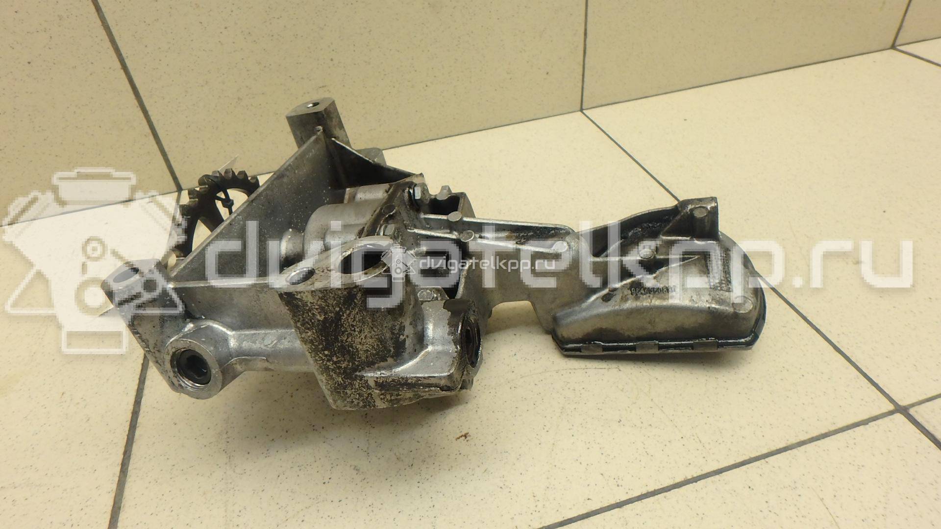 Фото Насос масляный  1313818 для Ford Focus / C-Max / Galaxy / Kuga / S-Max {forloop.counter}}