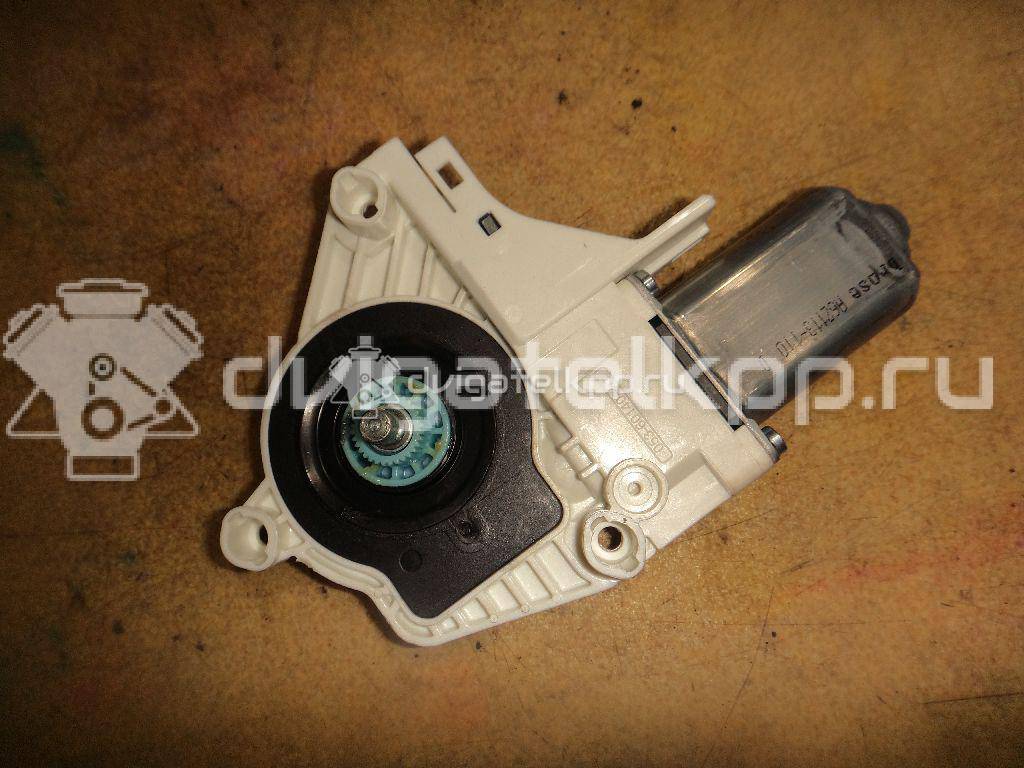 Фото Моторчик стеклоподъемника  8k0959802c для Audi A1 {forloop.counter}}