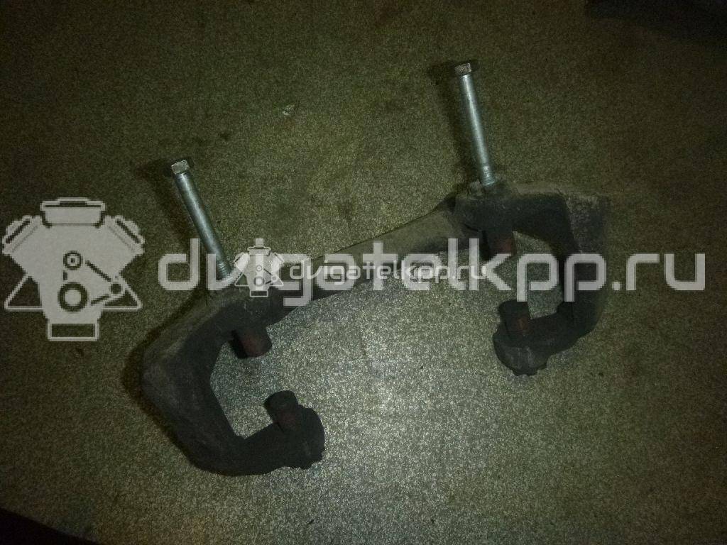 Фото Скоба суппорта переднего  8K0615125 для audi A4 [B8] {forloop.counter}}