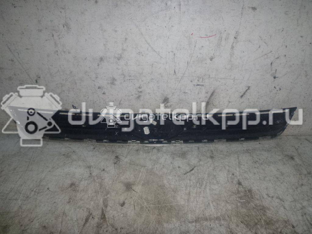 Фото Решетка радиатора  1893744 для Ford Kuga {forloop.counter}}