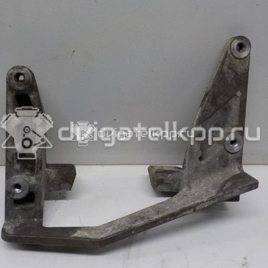 Фото Кронштейн опоры КПП  6382661101 для mercedes benz Sprinter (901-905)/Sprinter Classic (909)