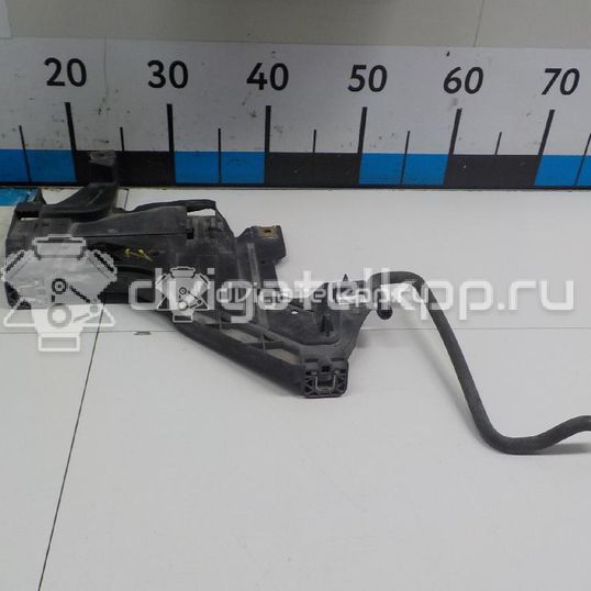 Фото Кронштейн крепления фары  8k0941454 для Audi A4