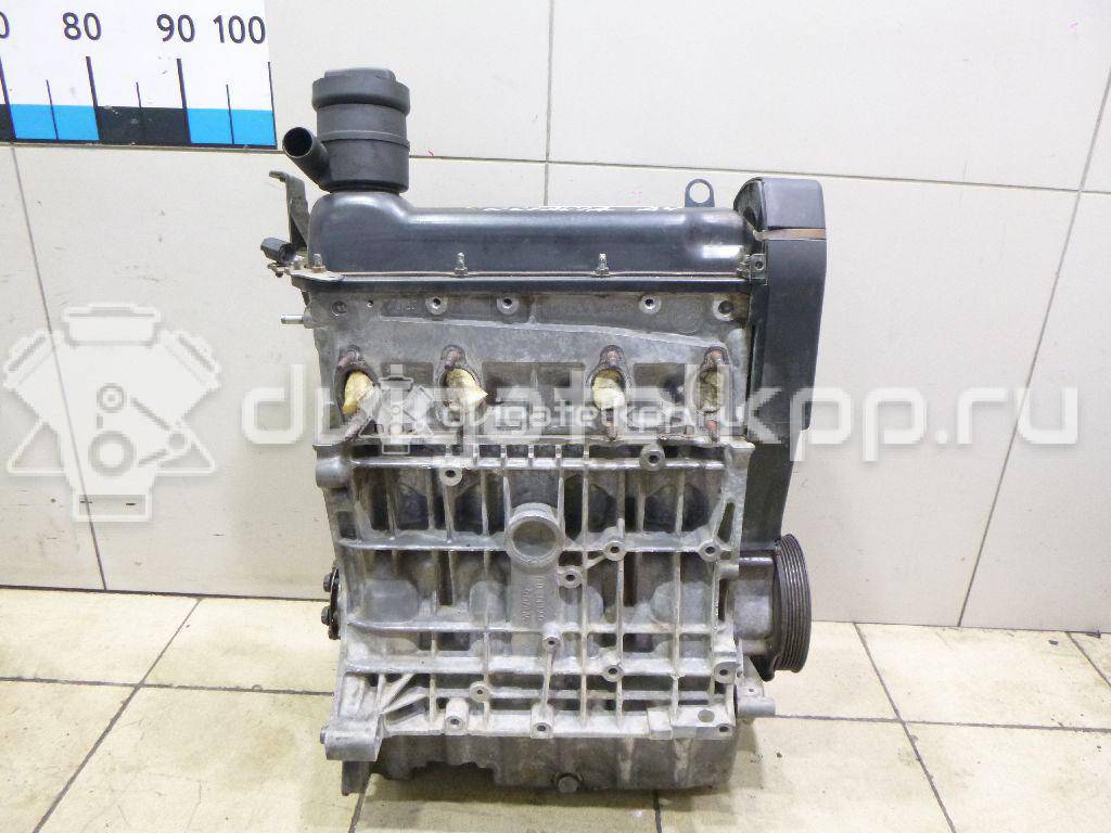 Фото Контрактный (б/у) двигатель AKL для Volkswagen / Seat 101 л.с 8V 1.6 л бензин 06A100098X {forloop.counter}}