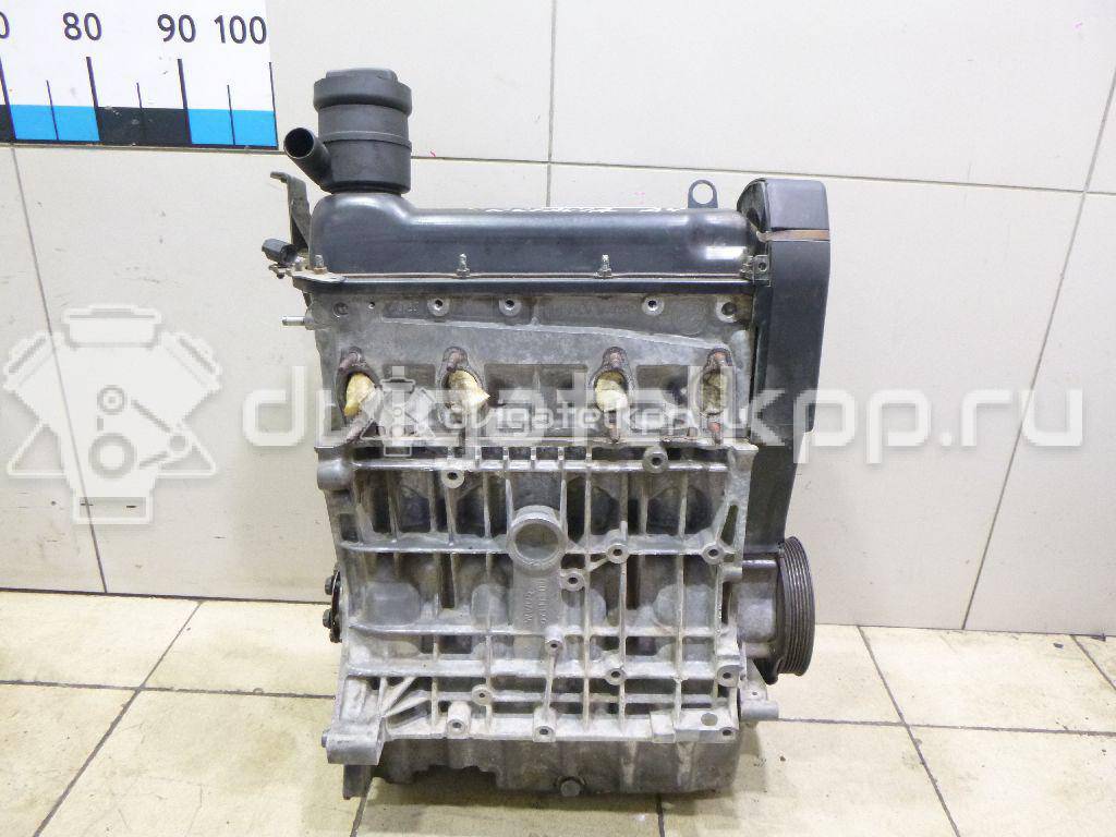 Фото Контрактный (б/у) двигатель AKL для Volkswagen / Seat 100-103 л.с 8V 1.6 л бензин 06A100098X {forloop.counter}}
