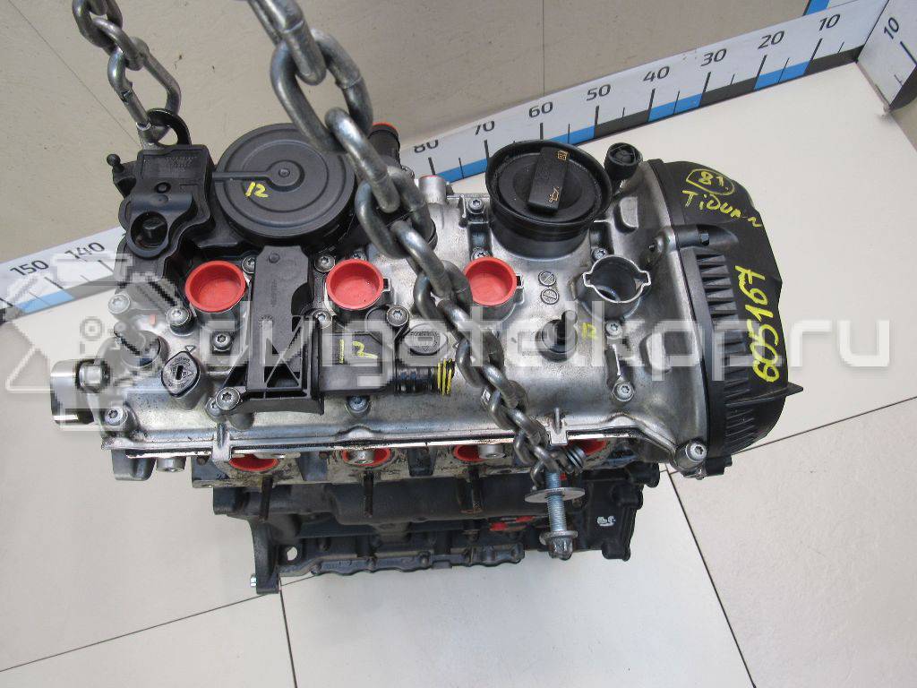 Фото Контрактный (б/у) двигатель CCZC для Audi Q3 8U 170 л.с 16V 2.0 л бензин 06J100033A {forloop.counter}}
