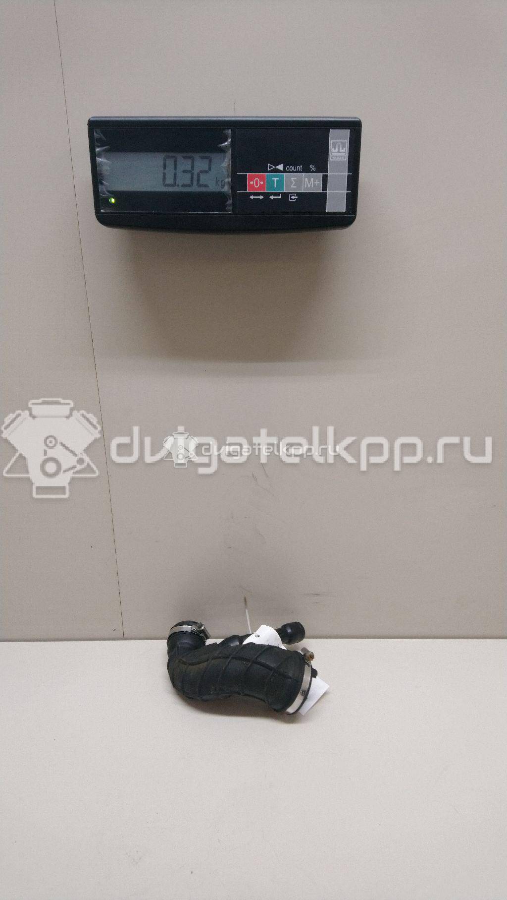 Фото Патрубок воздушного фильтра  2S6Q9C623AA для Ford Fiesta / Galaxy / Fusion Ju {forloop.counter}}
