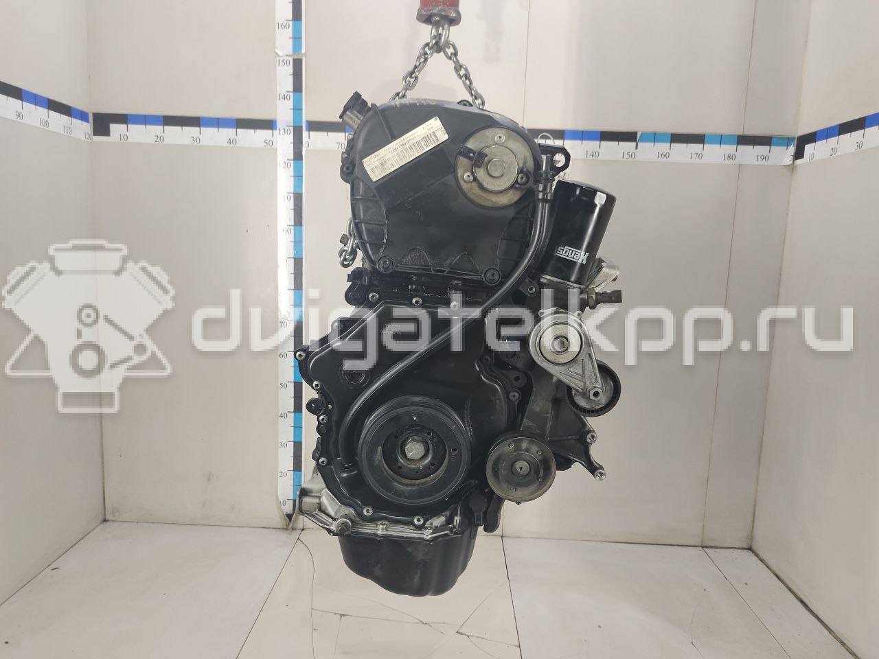 Фото Контрактный (б/у) двигатель CDNC для Audi A3 / A5 211 л.с 16V 2.0 л бензин 06H100033D {forloop.counter}}
