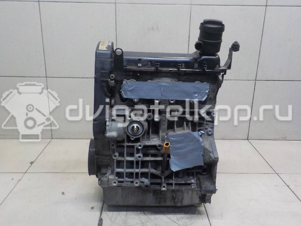 Фото Контрактный (б/у) двигатель AKL для Volkswagen / Seat 101-103 л.с 8V 1.6 л бензин 06A100098X {forloop.counter}}