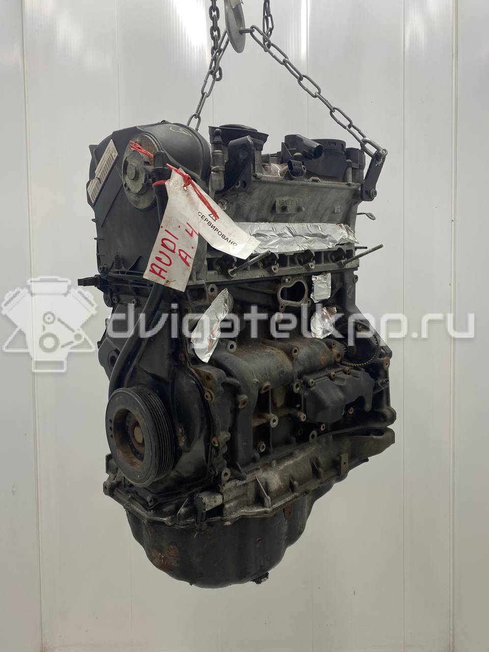 Фото Контрактный (б/у) двигатель CDHA для Audi A4 120 л.с 16V 1.8 л бензин 06H100033G {forloop.counter}}