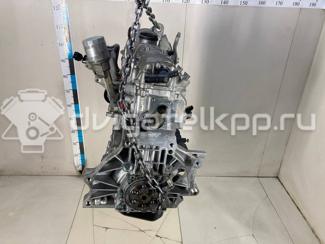 Фото Контрактный (б/у) двигатель CBZC для Volkswagen Polo 90 л.с 8V 1.2 л бензин 03F100091A {forloop.counter}}