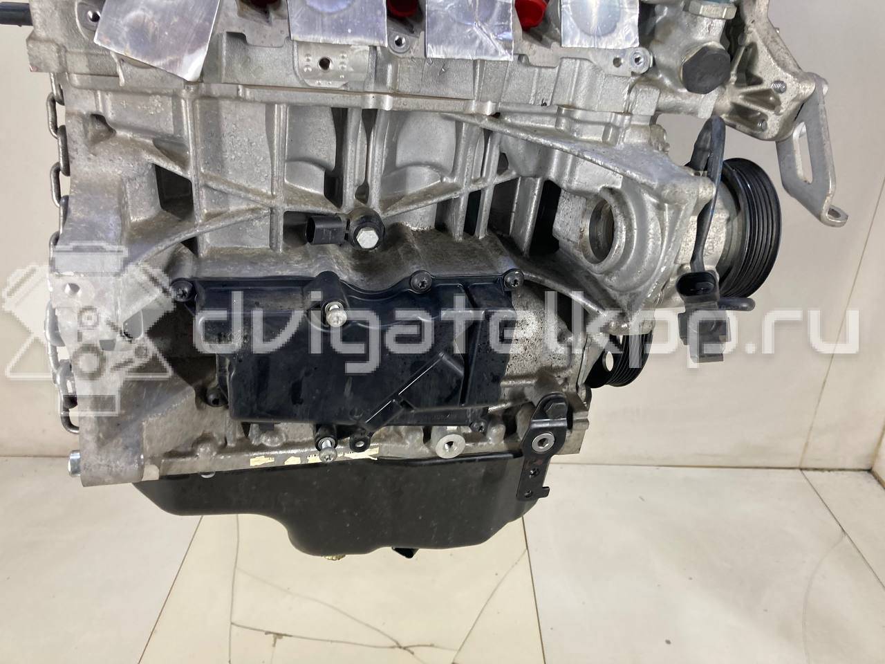 Фото Контрактный (б/у) двигатель CBZC для Volkswagen Polo 90 л.с 8V 1.2 л бензин 03F100091A {forloop.counter}}