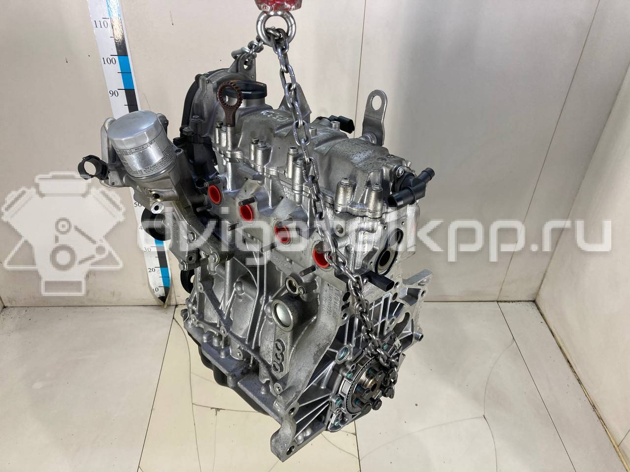 Фото Контрактный (б/у) двигатель CBZC для Volkswagen Polo 90 л.с 8V 1.2 л бензин 03F100091A {forloop.counter}}