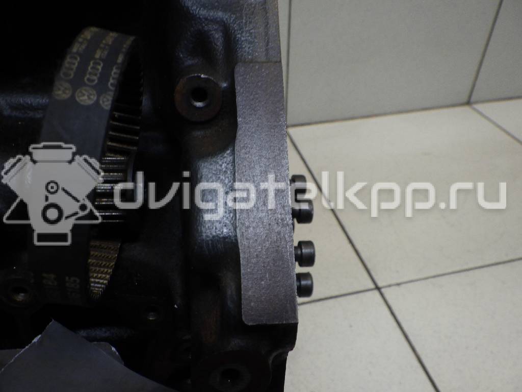 Фото Контрактный (б/у) двигатель CDNC для Audi A3 / A5 211 л.с 16V 2.0 л бензин 06H100033D {forloop.counter}}