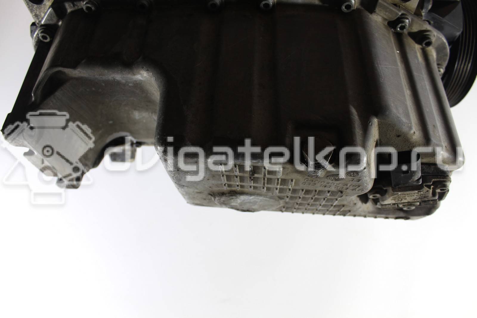 Фото Контрактный (б/у) двигатель BKY для Volkswagen Polo 75 л.с 16V 1.4 л бензин 036100038B {forloop.counter}}