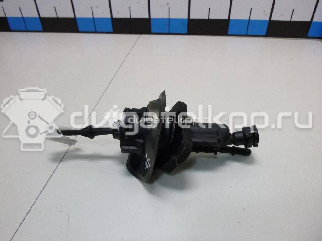 Фото Цилиндр сцепления главный  1863548 для Ford Focus / Kuga / C-Max / Grand {forloop.counter}}
