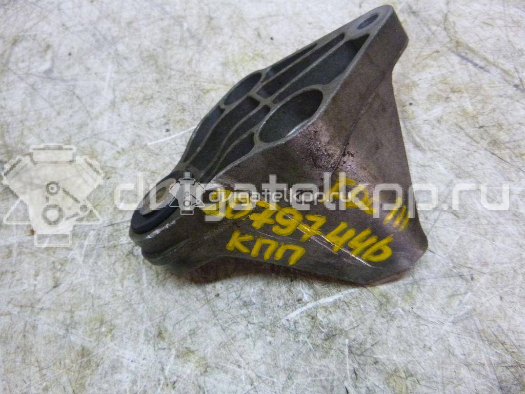 Фото Кронштейн КПП  AV616P093NA для Ford Focus / Tourneo / Transit / C-Max {forloop.counter}}